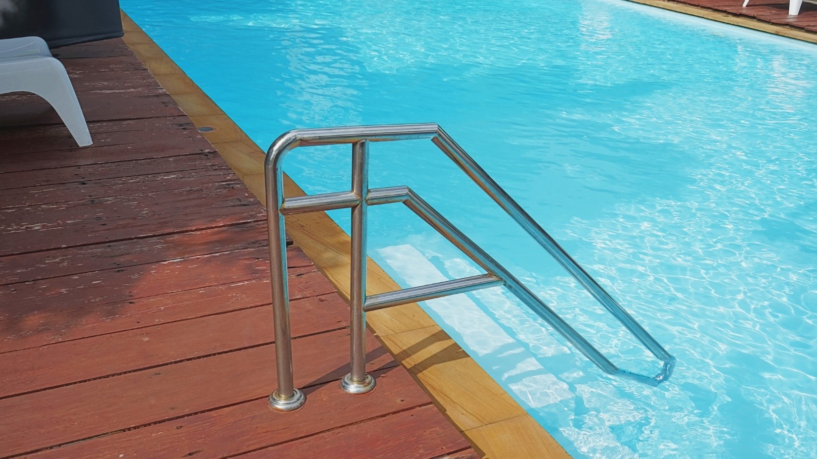 Pool Company in Lenexa